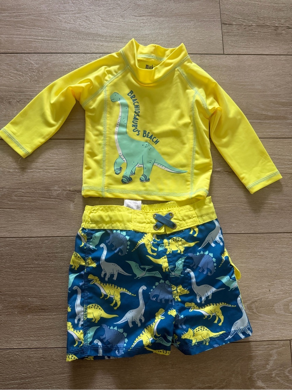 Mick Mack Dinosaur Rash Guard Swim Set 🦕☀️ - Picture 4 of 4